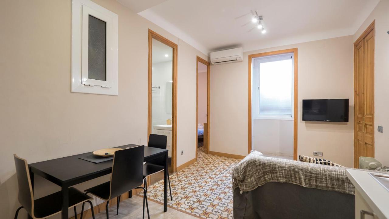 Acogedor apartamento de 2 dormitorios Barcelona Exterior foto