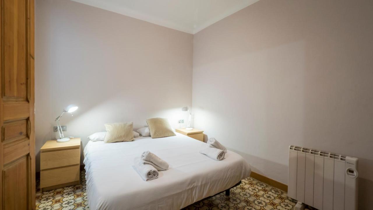Acogedor apartamento de 2 dormitorios Barcelona Exterior foto